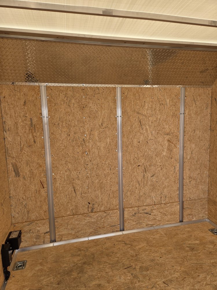 8.5'x20' Alcom Enclosed Cargo XPRESS8.5X20 ULP-LMFL25 82"