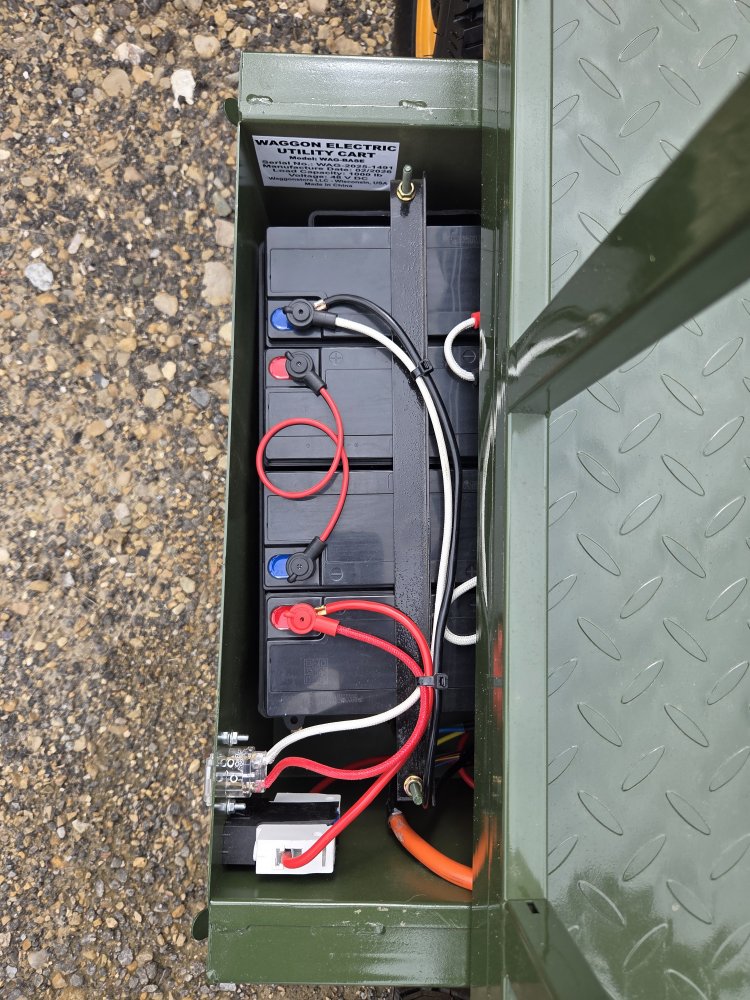 WAGGON Signature Edition 1200W Electric Utility Cart