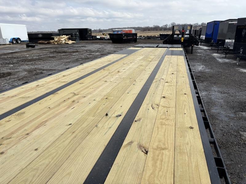 2025 Big Tex 25GN-30+5 Gooseneck trailer