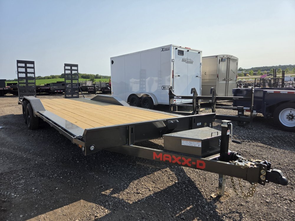 7'x24' Maxx-D Car Racing H5X10224
