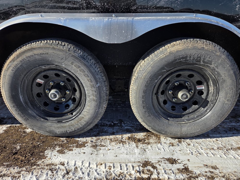 8.5'x24' RC Trailers Enclosed Cargo RDLX8524TA3 87"