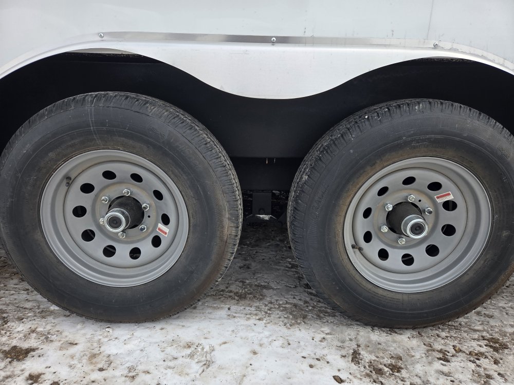 8.5'x20' RC Trailers Enclosed Cargo RDLX8520TA3 84"