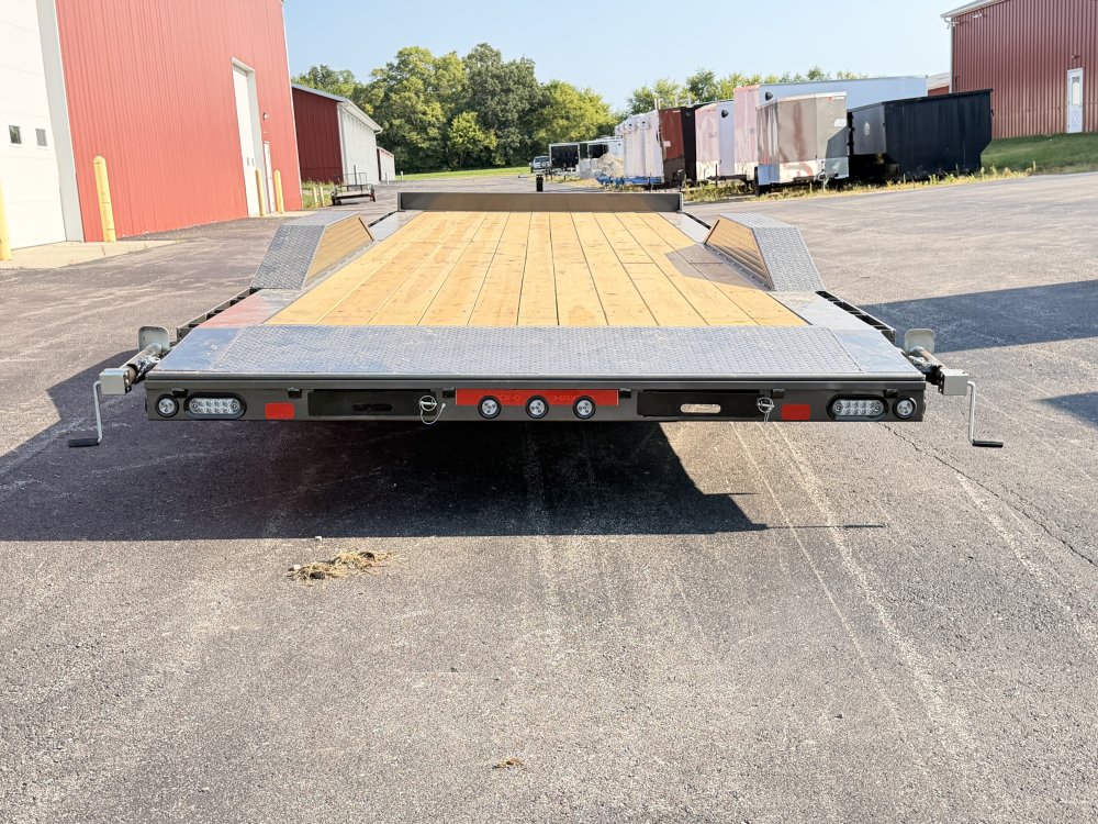 7'x24' Maxx-D Car Racing H5X10224