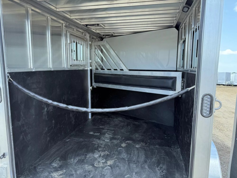 7'x12' Frontier Trailers Livestock