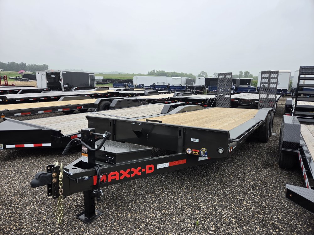 7'x24' Maxx-D Equipment H8X10224