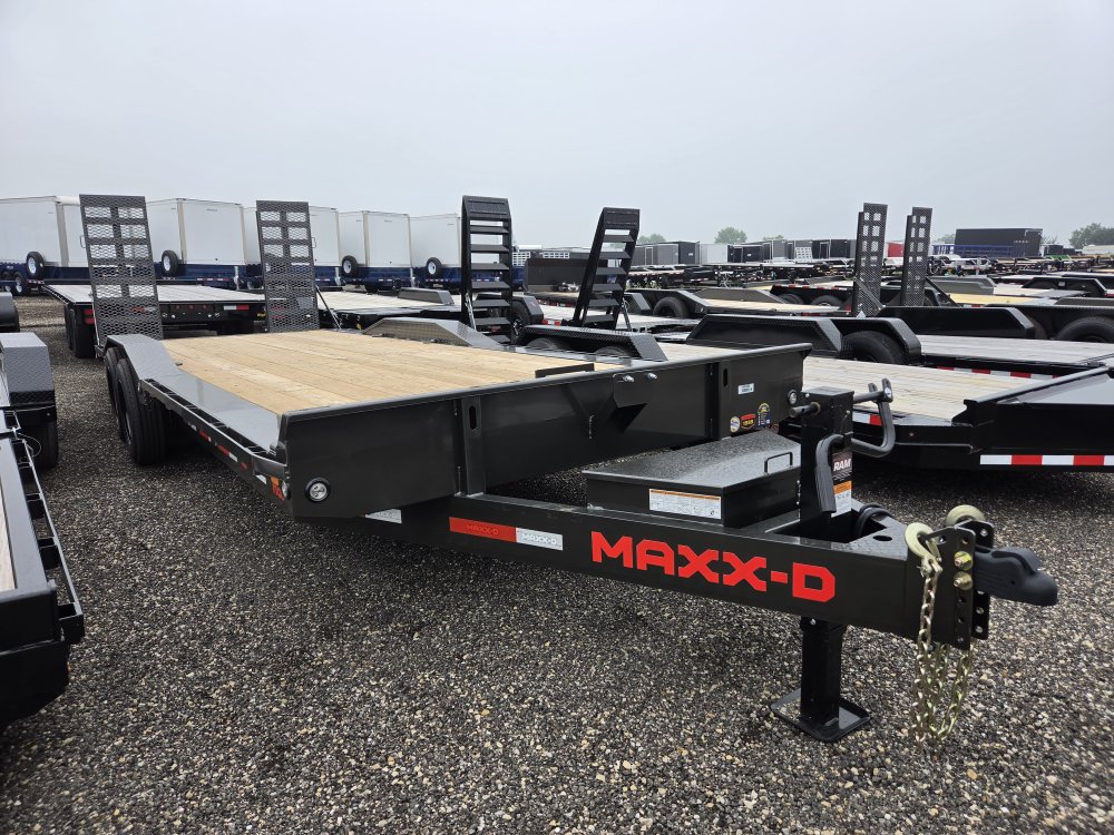 7'x24' Maxx-D Equipment H8X10224