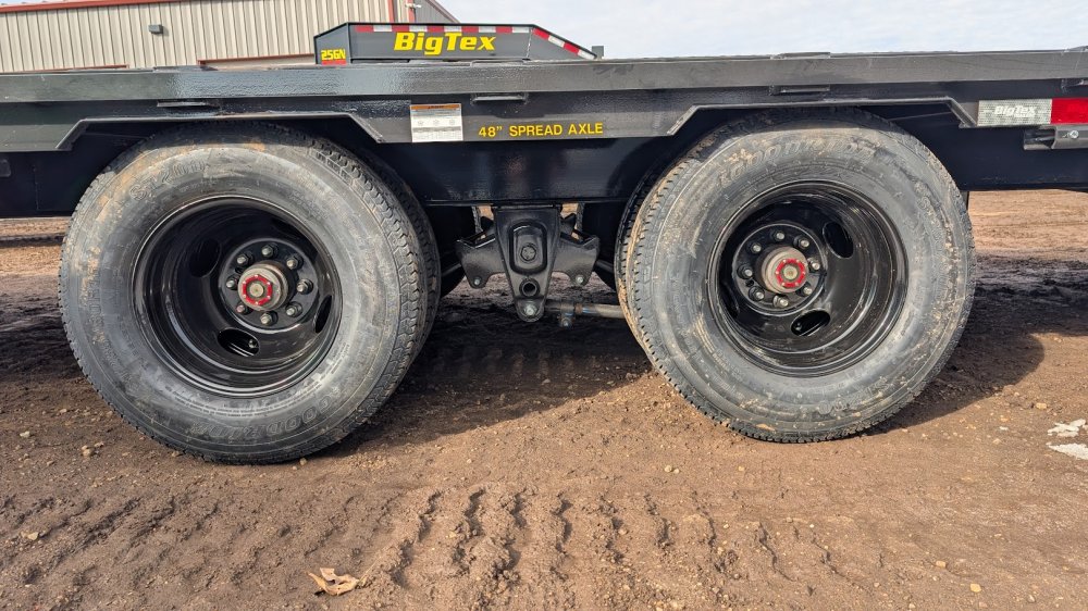 22GN-35+5 Big Tex Deckover/Gooseneck