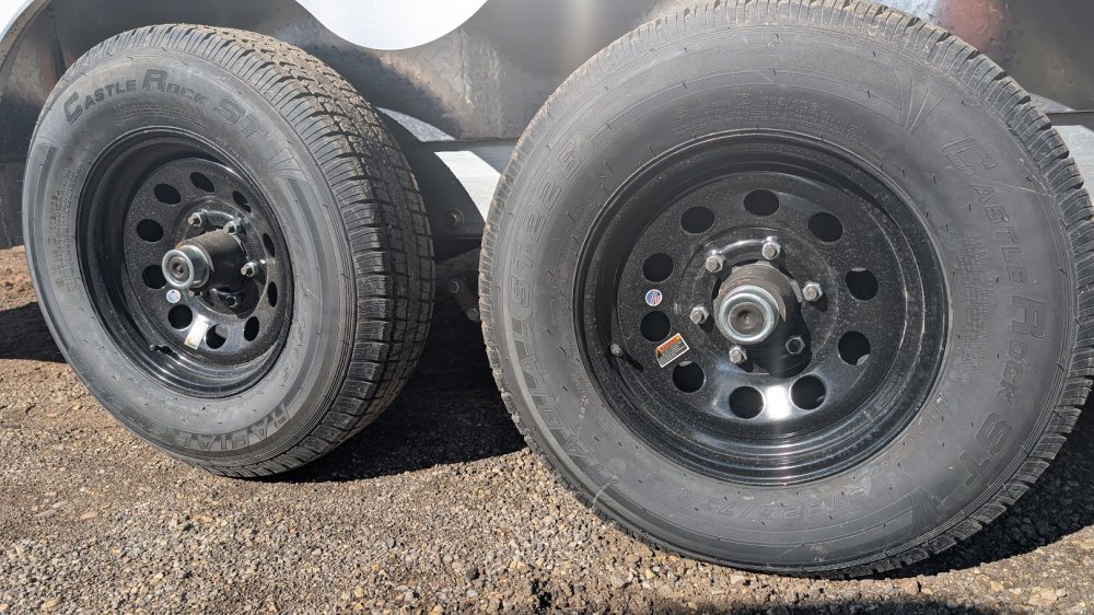 8.5'x20' Alcom Enclosed Cargo 85"