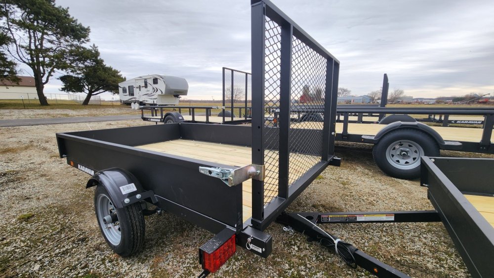 5'x8' Karavan Utility 5x8 Utility 2K with Solid Walls