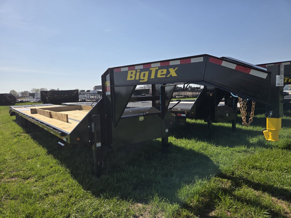 25GN-35+5 Big Tex Deckover/Gooseneck