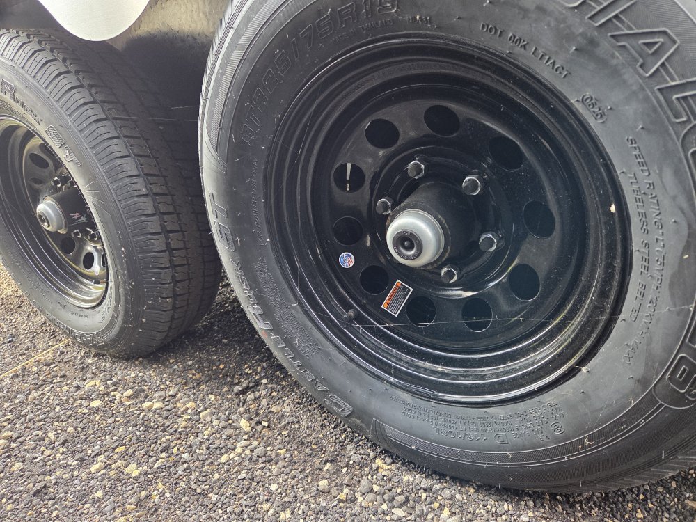 8.5'x20' Alcom Contractor 83"