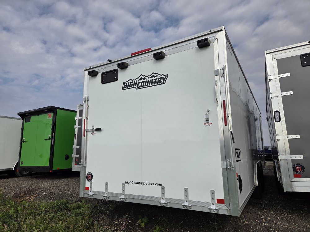 8.5'x24' Alcom Enclosed Cargo 82"