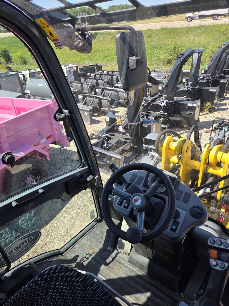 Wacker Neuson WL38 Contractor Equipment