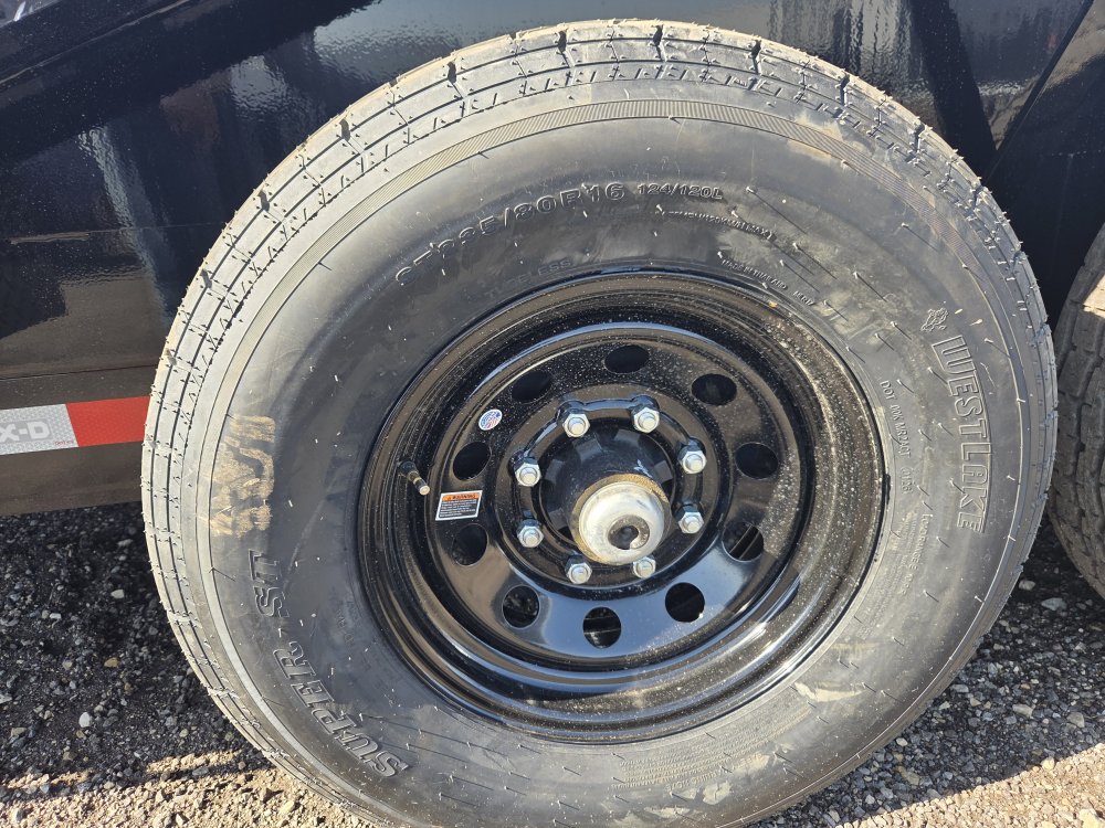 8.5'x24' Maxx-D Equipment/Tilt T6B10224