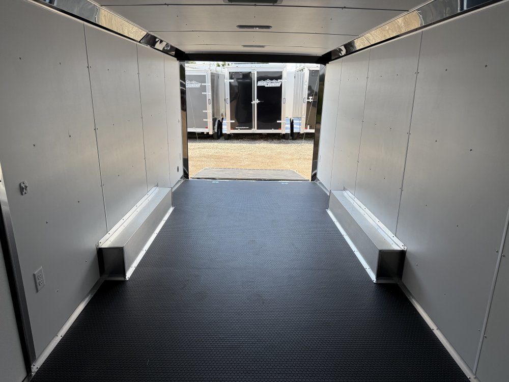 8.5'x24' RC Trailers Enclosed Cargo RDLX8524TA3 7'