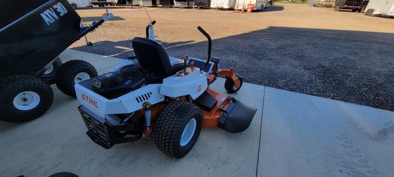 2024 Stihl RZ 261 Lawn Mower/ Zero Turn with 61" Deck