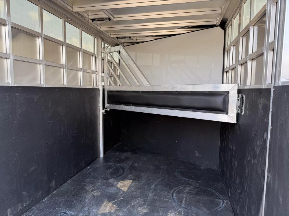 7'x12' Frontier Trailers Horse