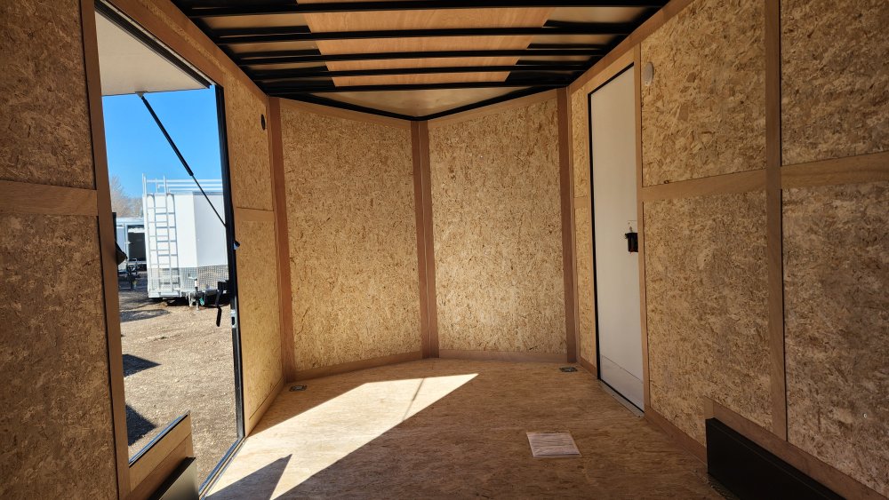 7.5'x16' RC Trailers Enclosed Cargo RDLX7516TA2 84"