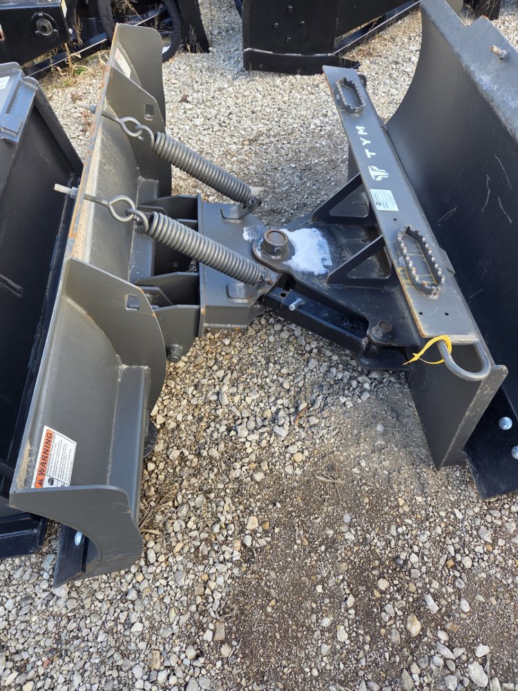 TYM Attachment Snow Plow/ Pusher CTSPLOWM60 60"