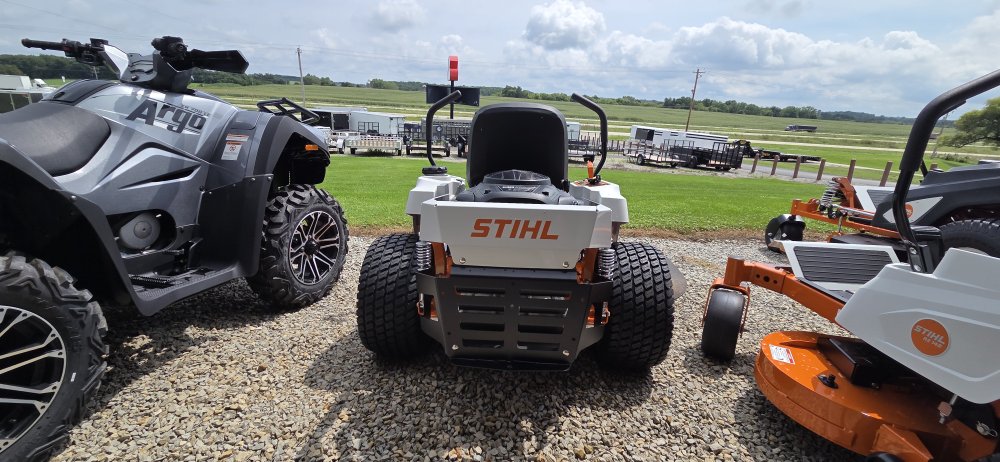 Stihl RZ 152 Zero-Turn Lawn Mower