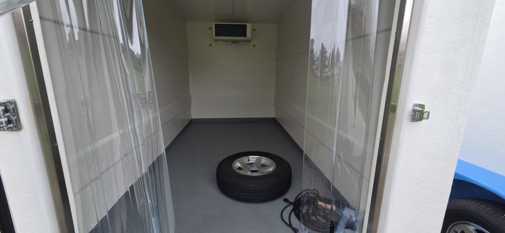 6'x12' Polar King Mobile Refrigerated/Freezer PKM612