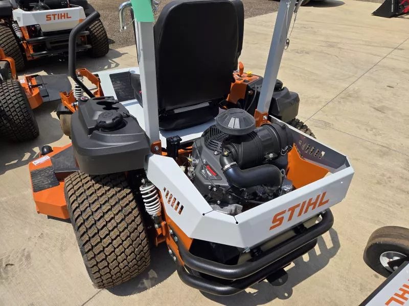 Stihl RZ 972 K Ride-On Zero-Turn Lawn Mower