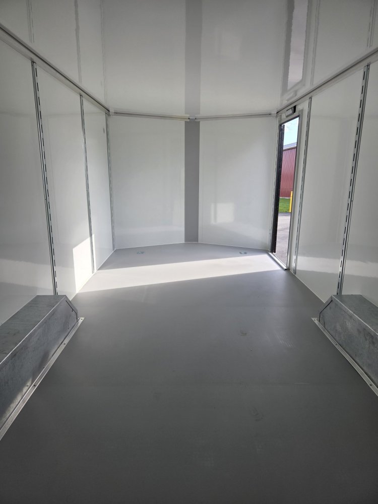 8.5'x20' CellTech Enclosed Cargo 85X20TA5 86"