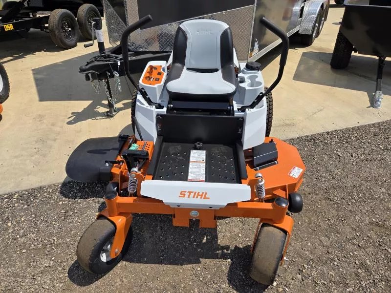 Stihl RZ 152 Zero-Turn Lawn Mower
