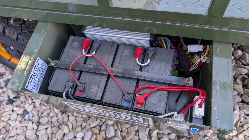 WAGGON Signature Edition 1000W Electric Utility Cart