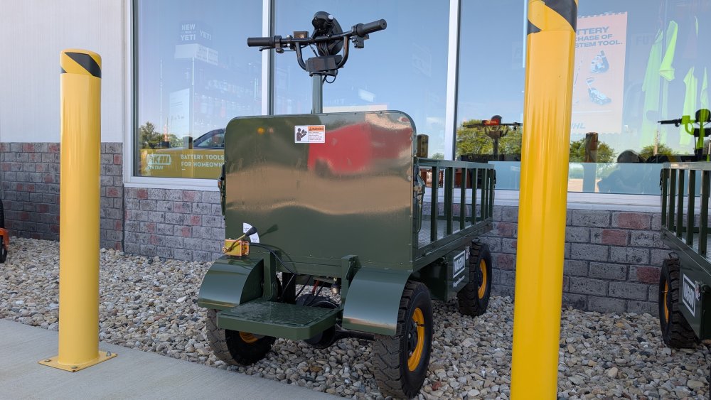 WAGGON Signature Edition 1000W Electric Utility Cart