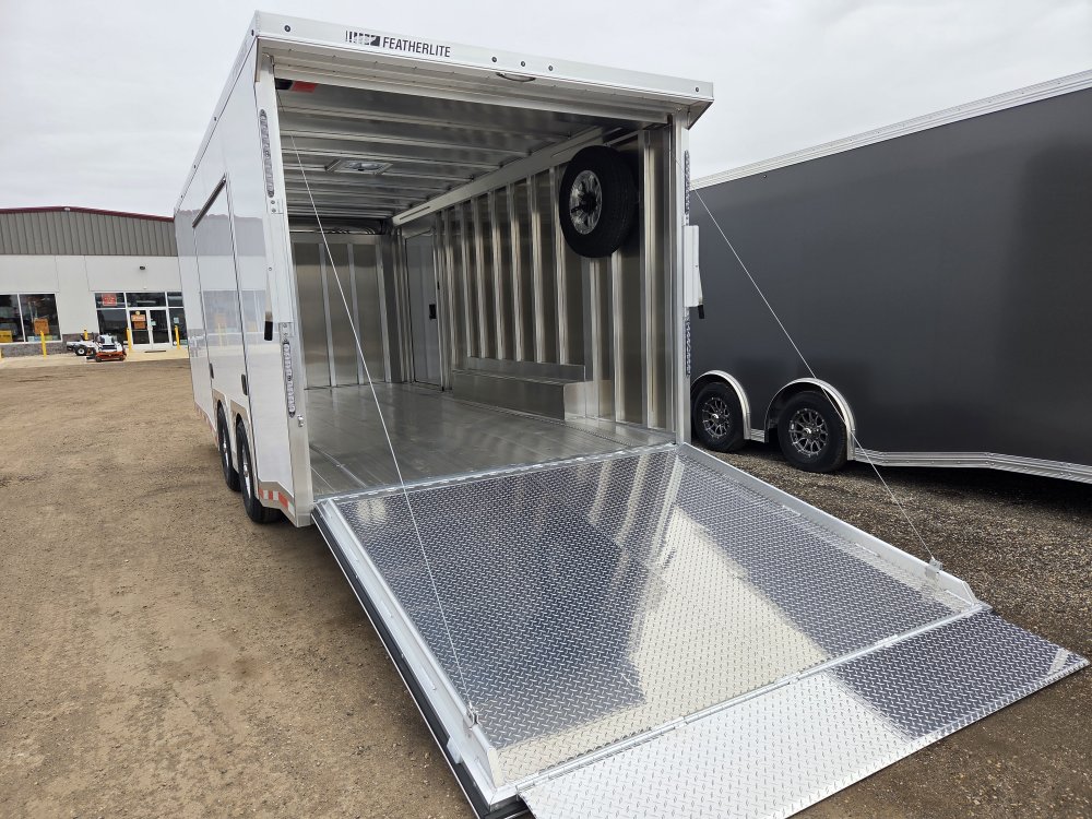 8.5'x20' Featherlite Enclosed Cargo TC166332 7'