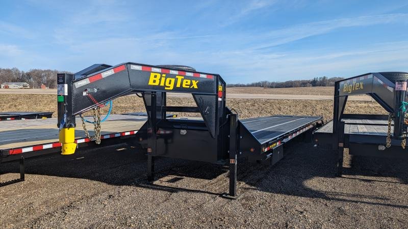 8.5'x40' Big Tex Trailers Flatbed 25GN-40D5A