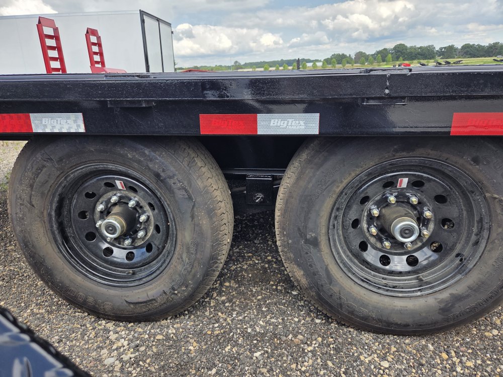 8.5'x26' Big Tex Trailers Deckover/Equipment 14OT-26