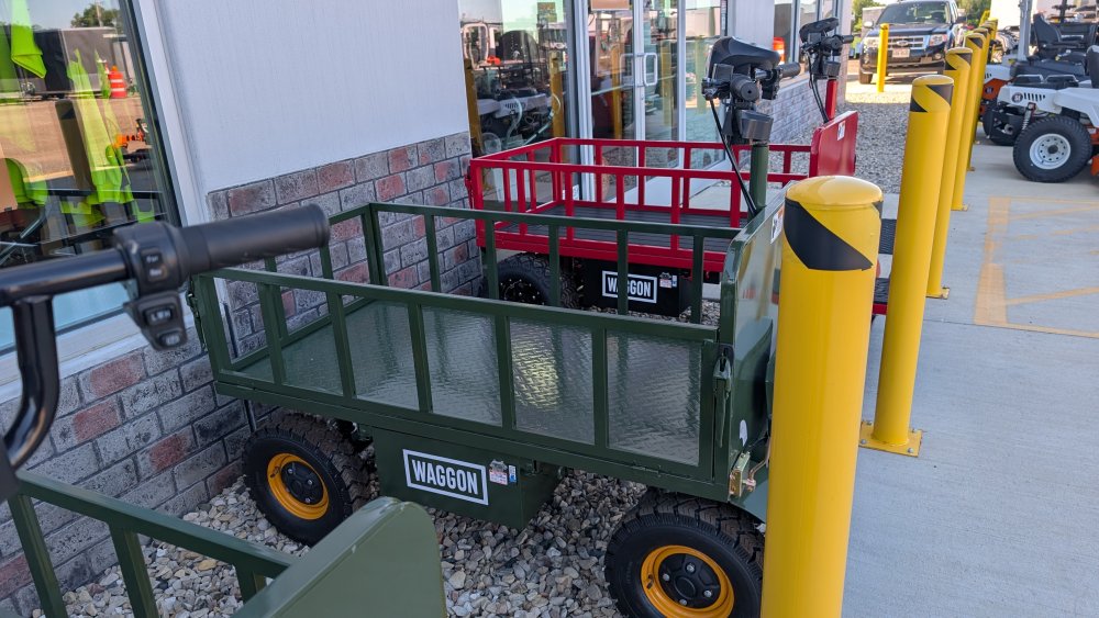 WAGGON Signature Edition 1000W Electric Utility Cart