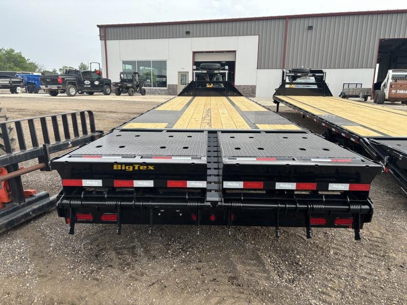 8.5'x33' Big Tex Trailers Deckover 8.5x25+5 25GN