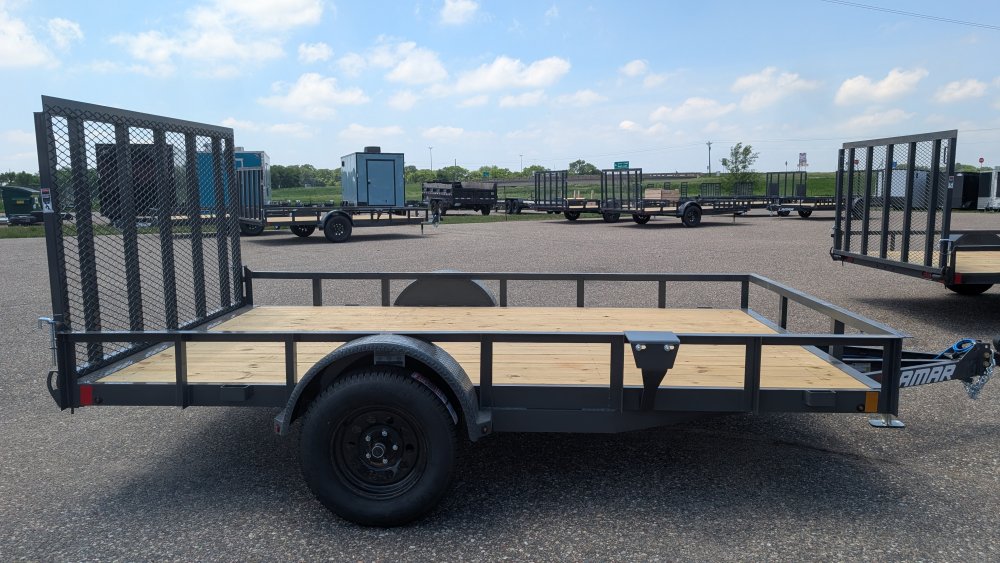 83"x12' Lamar Utility
