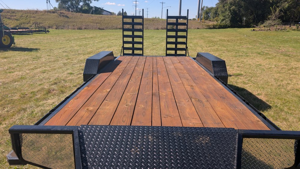 82"x16' Doolittle Equipment