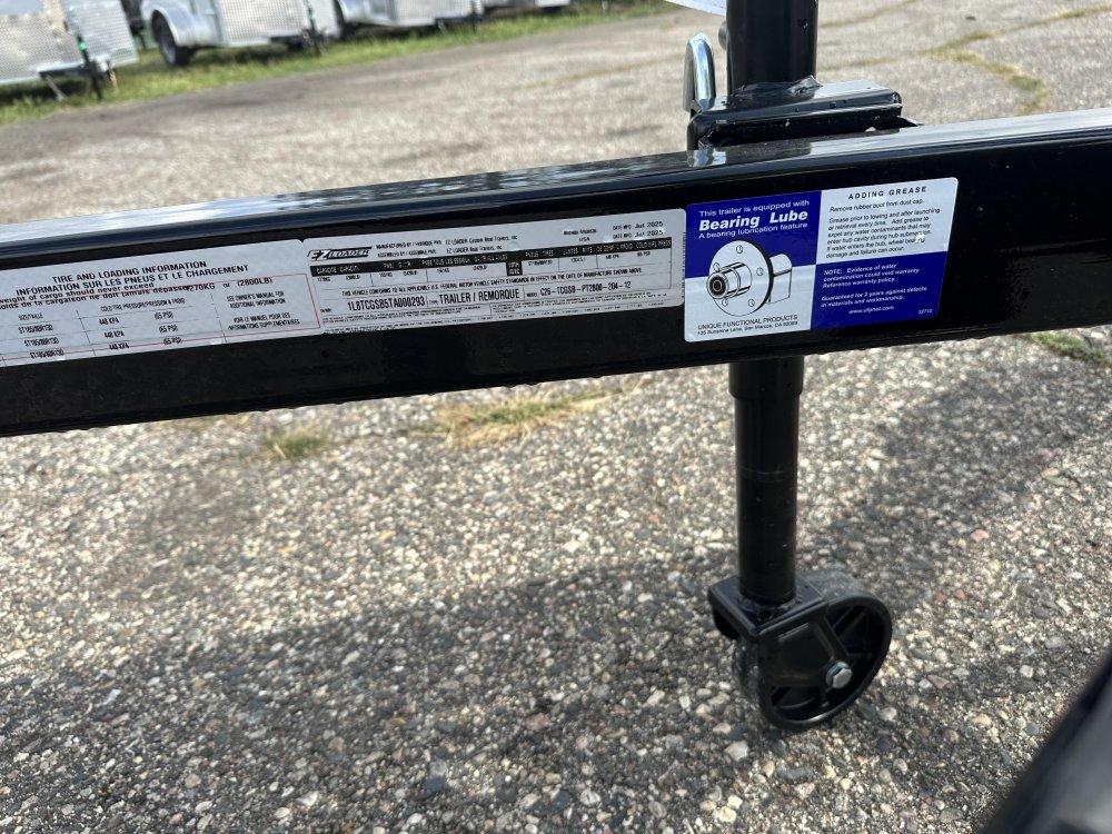x25' EZ Loader Boat