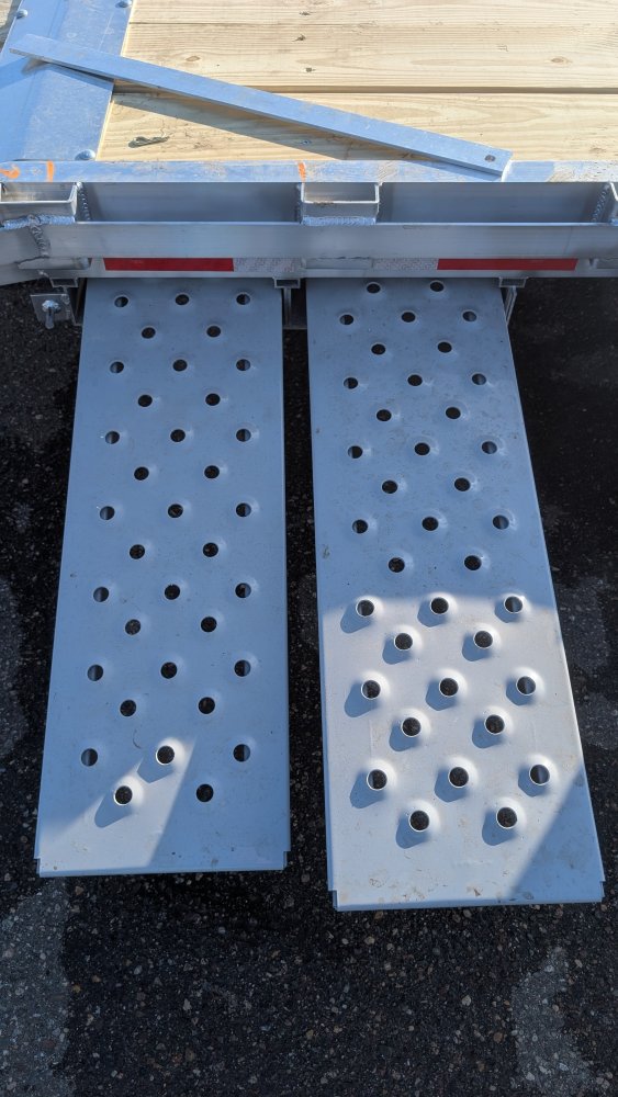 83"x22' Quality Steel & Aluminum Equipment