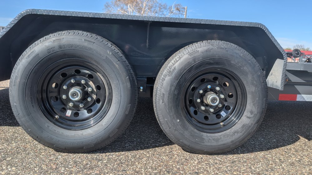 83"x22' Lamar Equipment