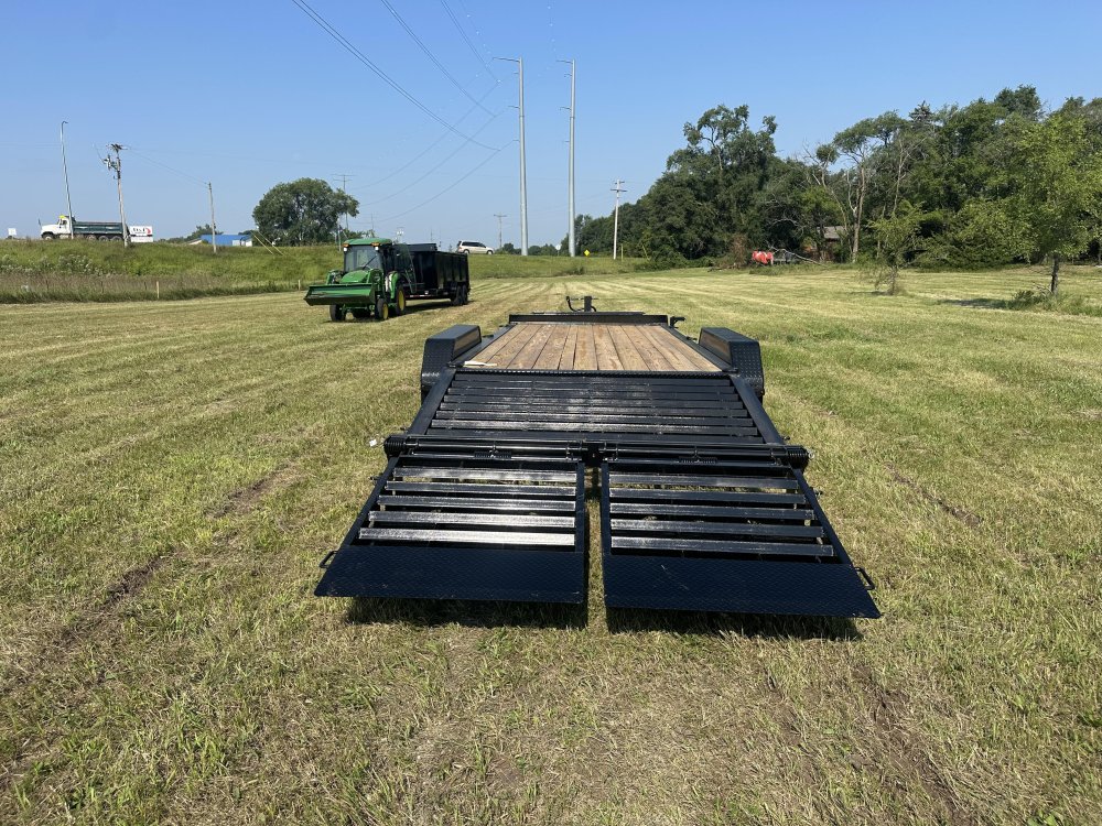 7'x20' Caliber Equipment