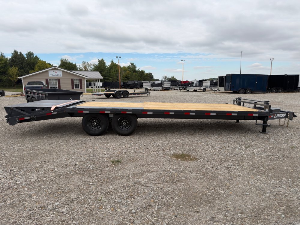 8' 6"x24' Lamar Deckover