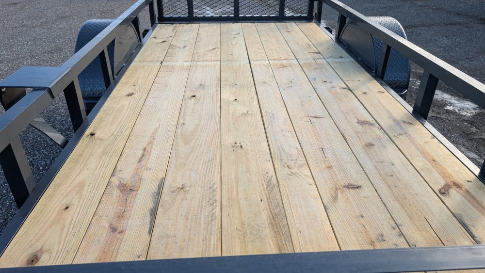 60"x10' Lamar Utility