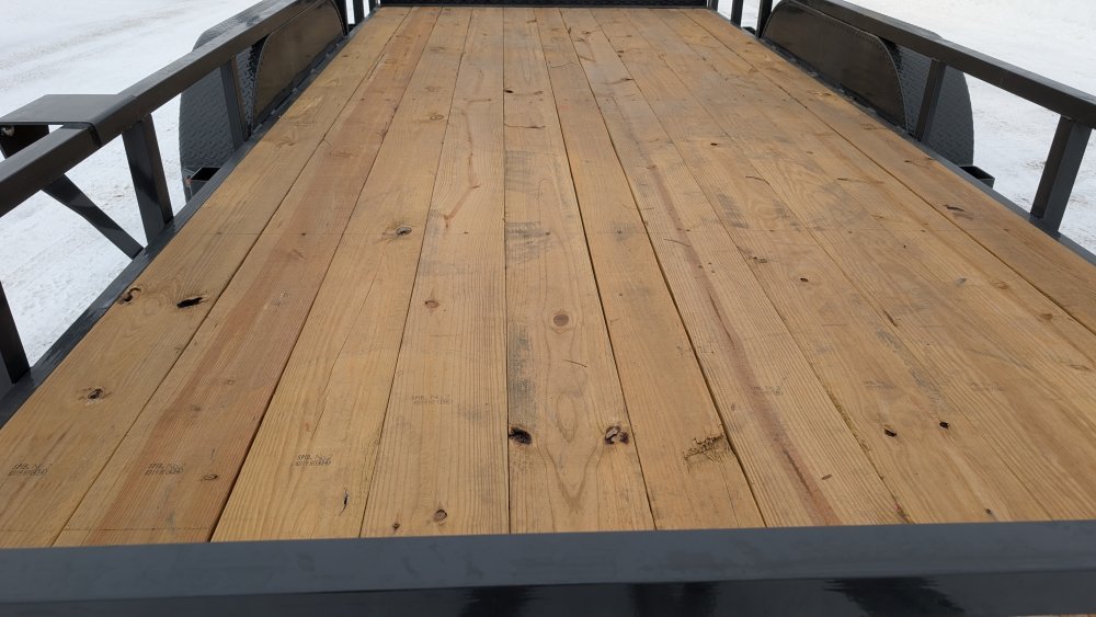 83"x16' Lamar Utility