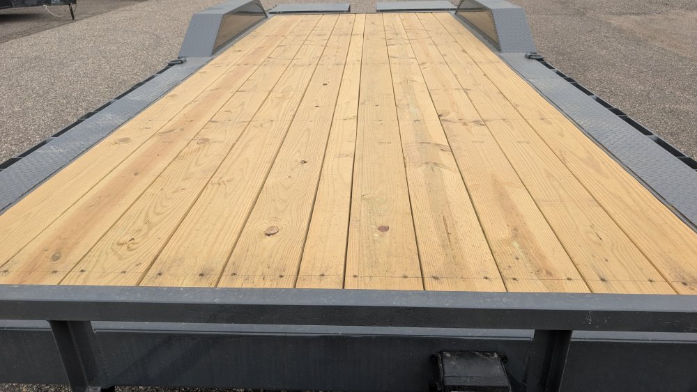 102"x22' Lamar Equipment