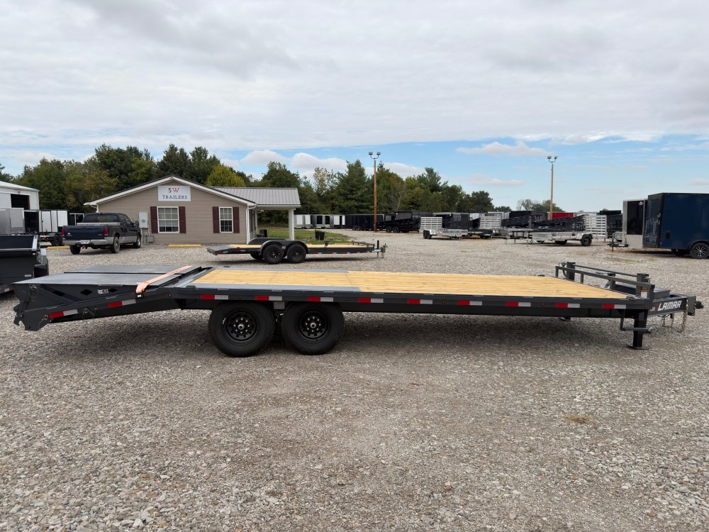 8' 6"x24' Lamar Deckover