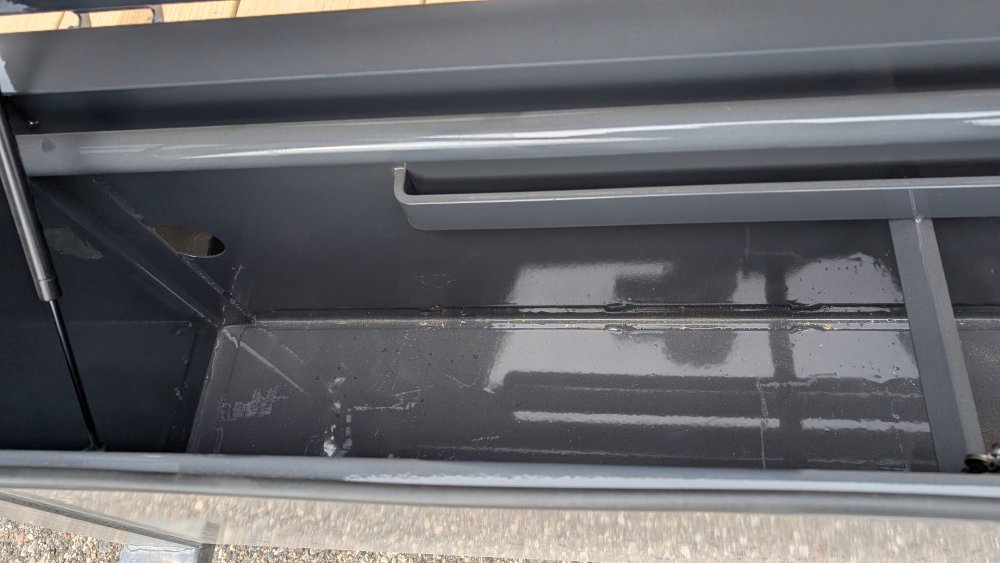 8' 6"x25' LAMAR Equipment