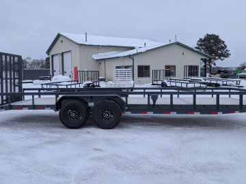 83"x24' Lamar Utility