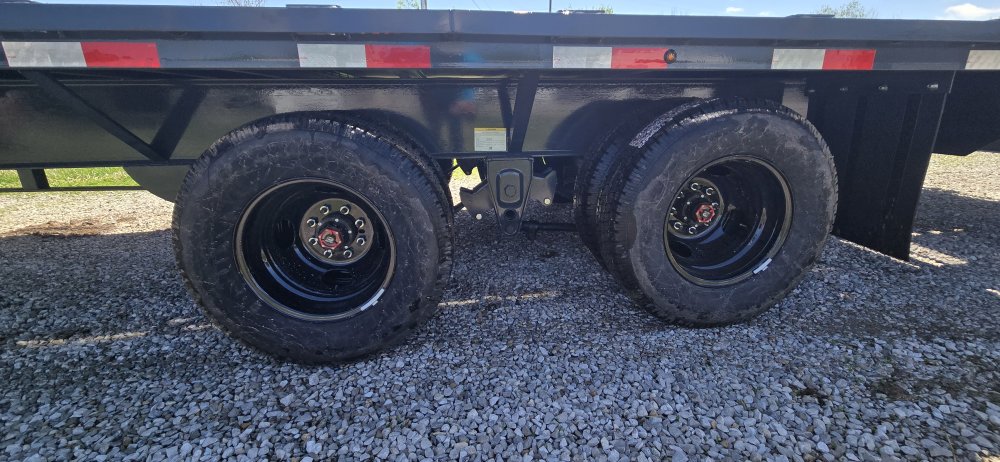 102"x32' Lamar Deckover