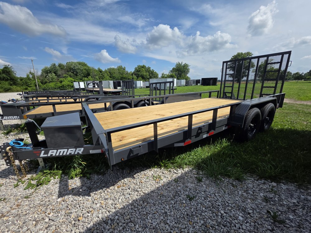 83"x18' Lamar Utility